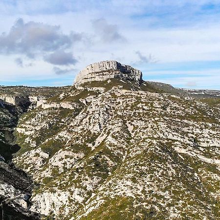 Sur Les Pas De Pagnol Bed and Breakfast Aubagne Εξωτερικό φωτογραφία