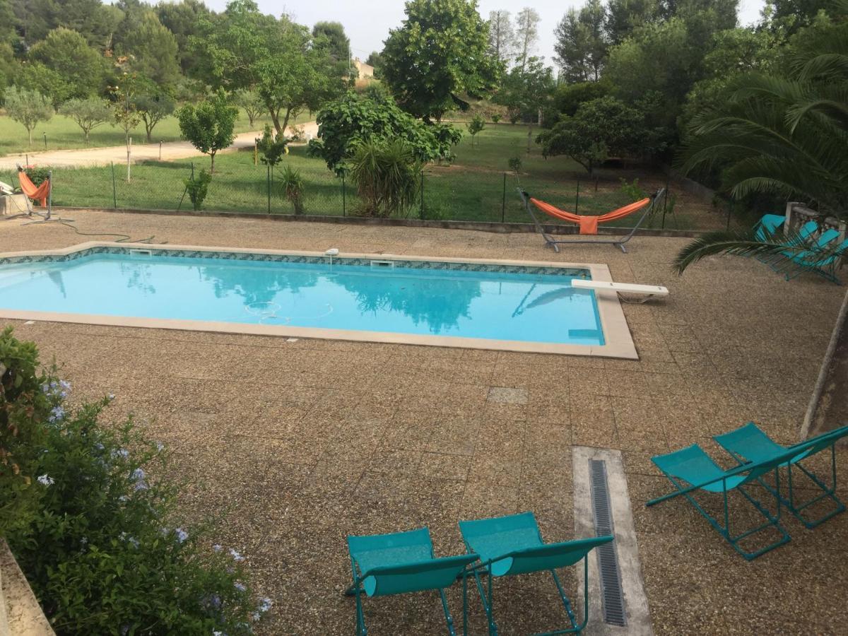 Sur Les Pas De Pagnol Bed and Breakfast Aubagne Εξωτερικό φωτογραφία