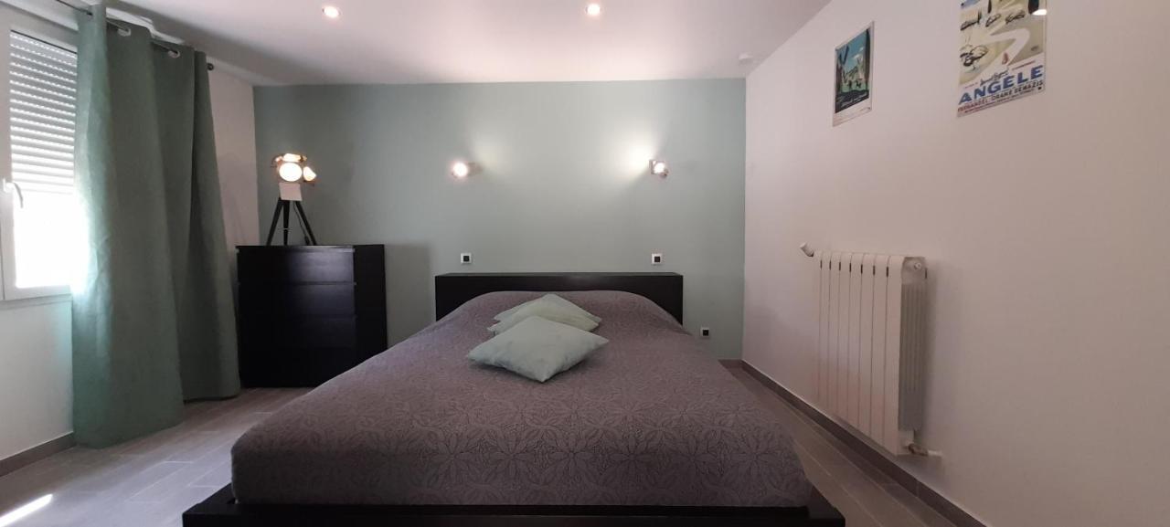 Sur Les Pas De Pagnol Bed and Breakfast Aubagne Εξωτερικό φωτογραφία