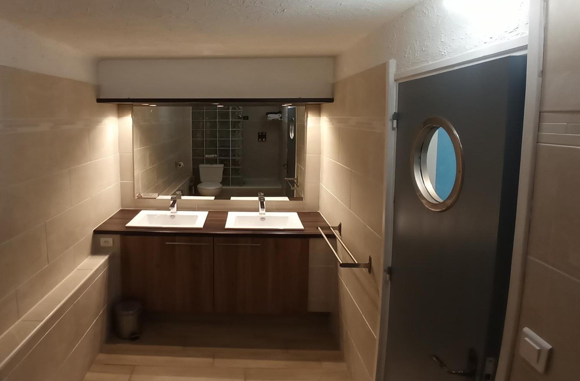 Sur Les Pas De Pagnol Bed and Breakfast Aubagne Δωμάτιο φωτογραφία