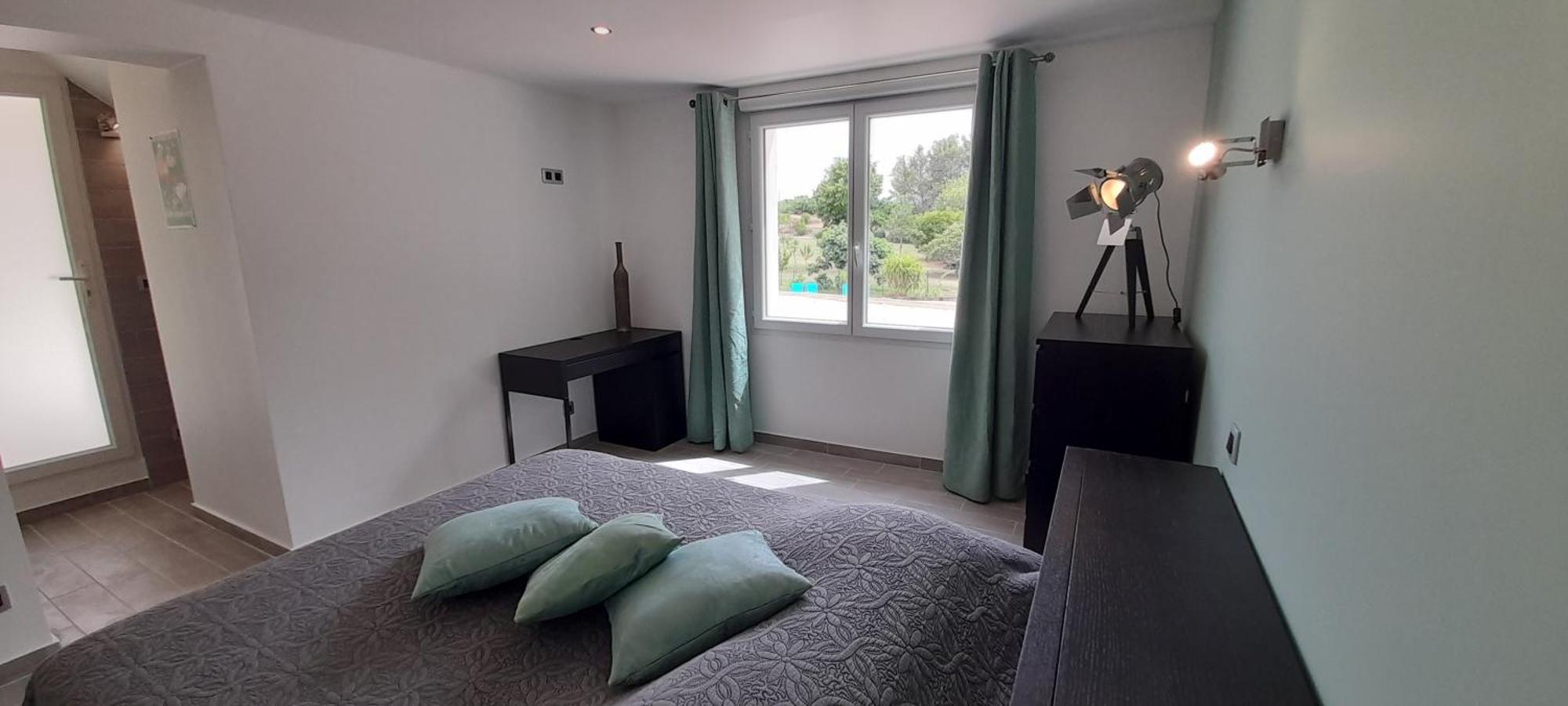 Sur Les Pas De Pagnol Bed and Breakfast Aubagne Δωμάτιο φωτογραφία